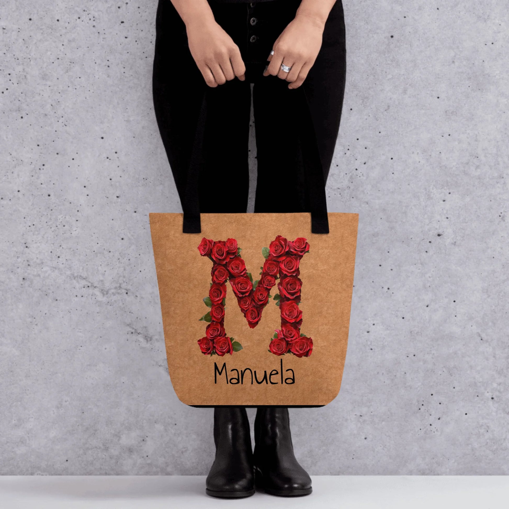 05_totebag_lifestyle2_black_base