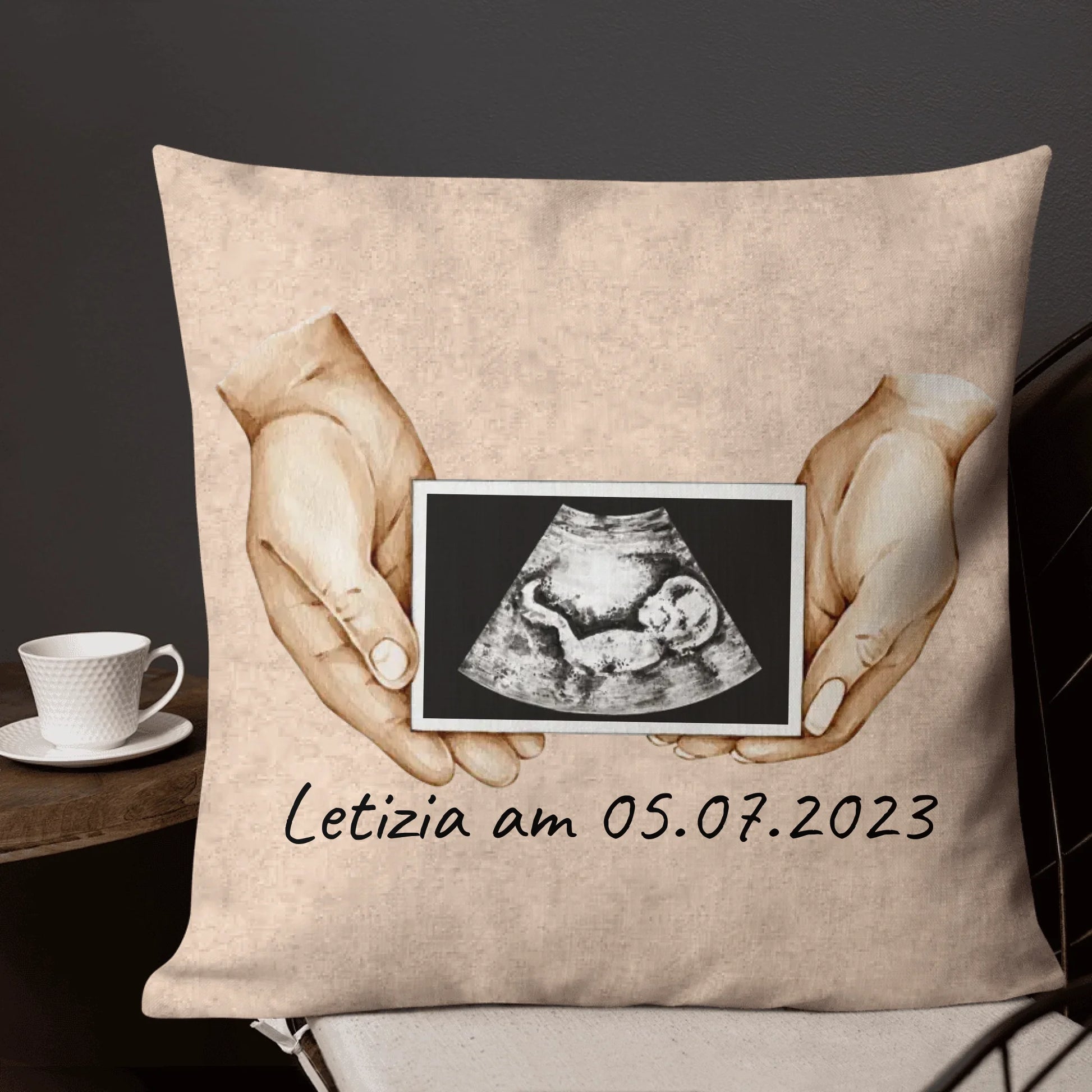05_22x22_premiumpillow_lifestyle5_base