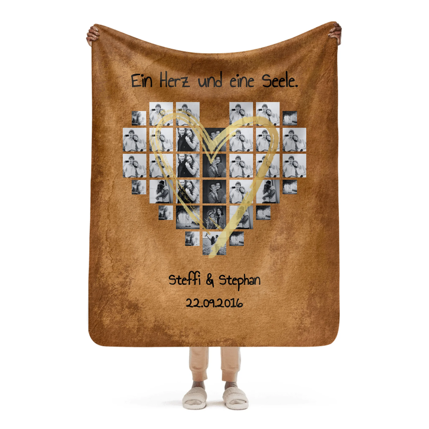 05_sherpablanket_onwoman_50x60_base_whitebg